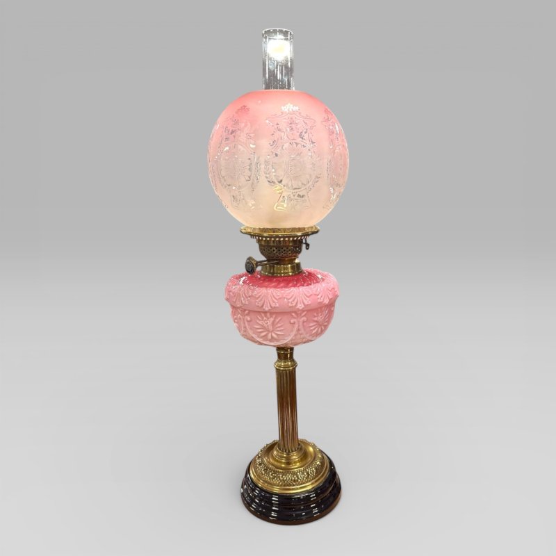 Antique Victorian Cranberry Etched Glass Oil Lamp With Brass Column - Image 2